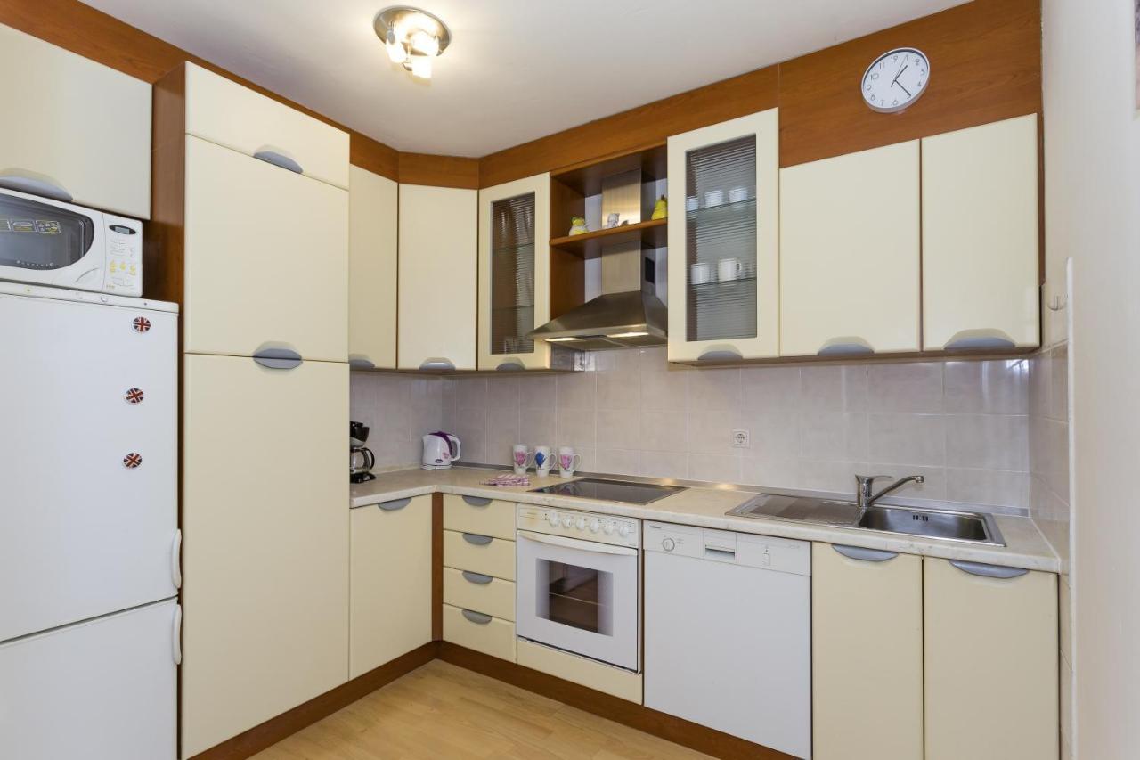 Apartments With Wifi Split - 13957 Екстериор снимка